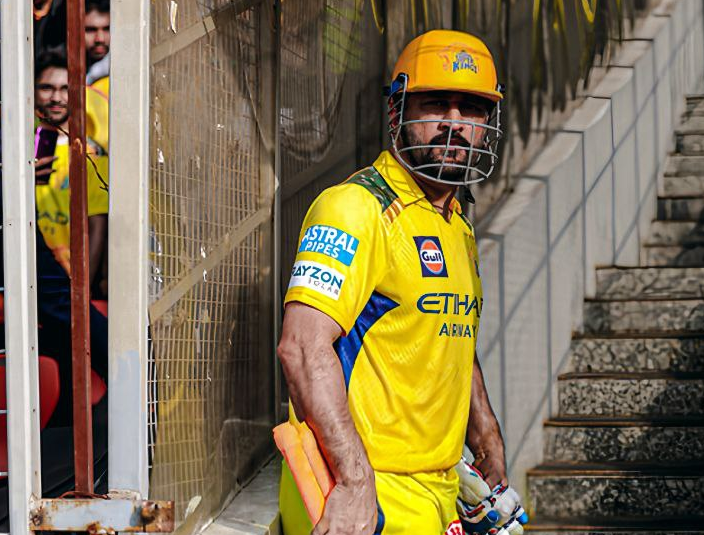 IPL 2025: Is MS Dhoni Even Fit or Not? Suresh Raina Defends CSK Legend Amidst Disastrous Season