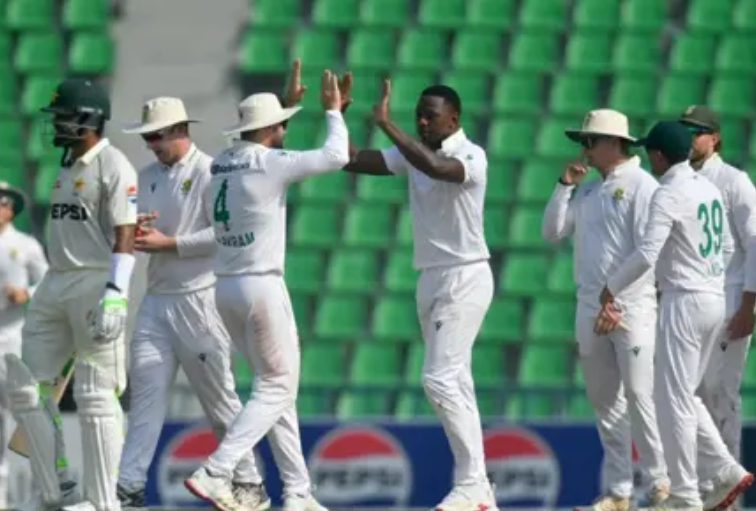 PAK vs SA 2025: Nail-Biting Finish Awaits as Lahore Test Hangs in the Balance